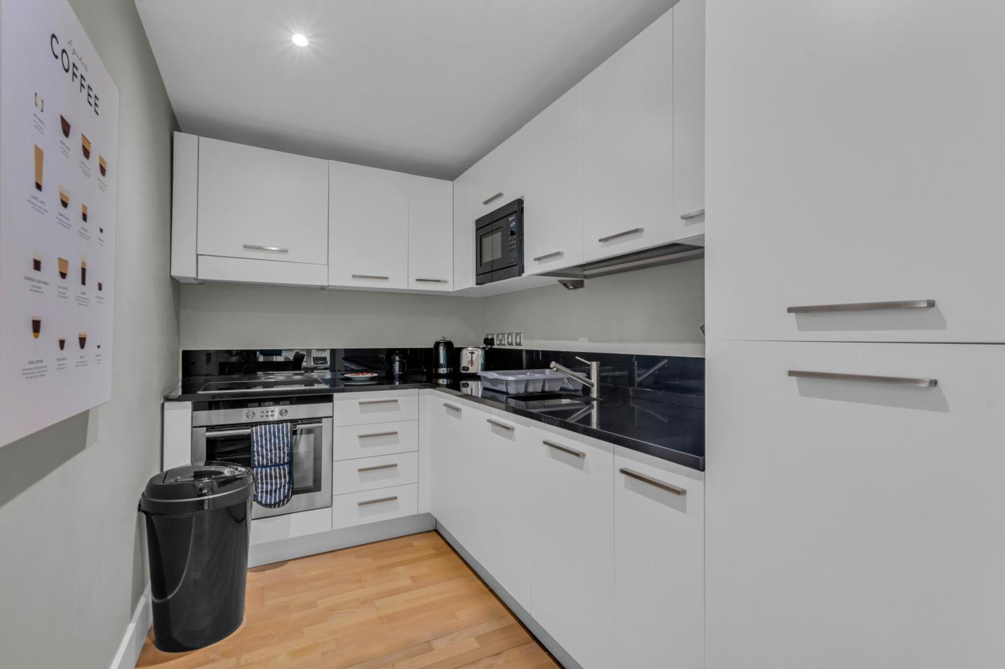 Mysquare One Bedroom Serviced Apartment Near St Paul'S Blackfriars Londra Esterno foto