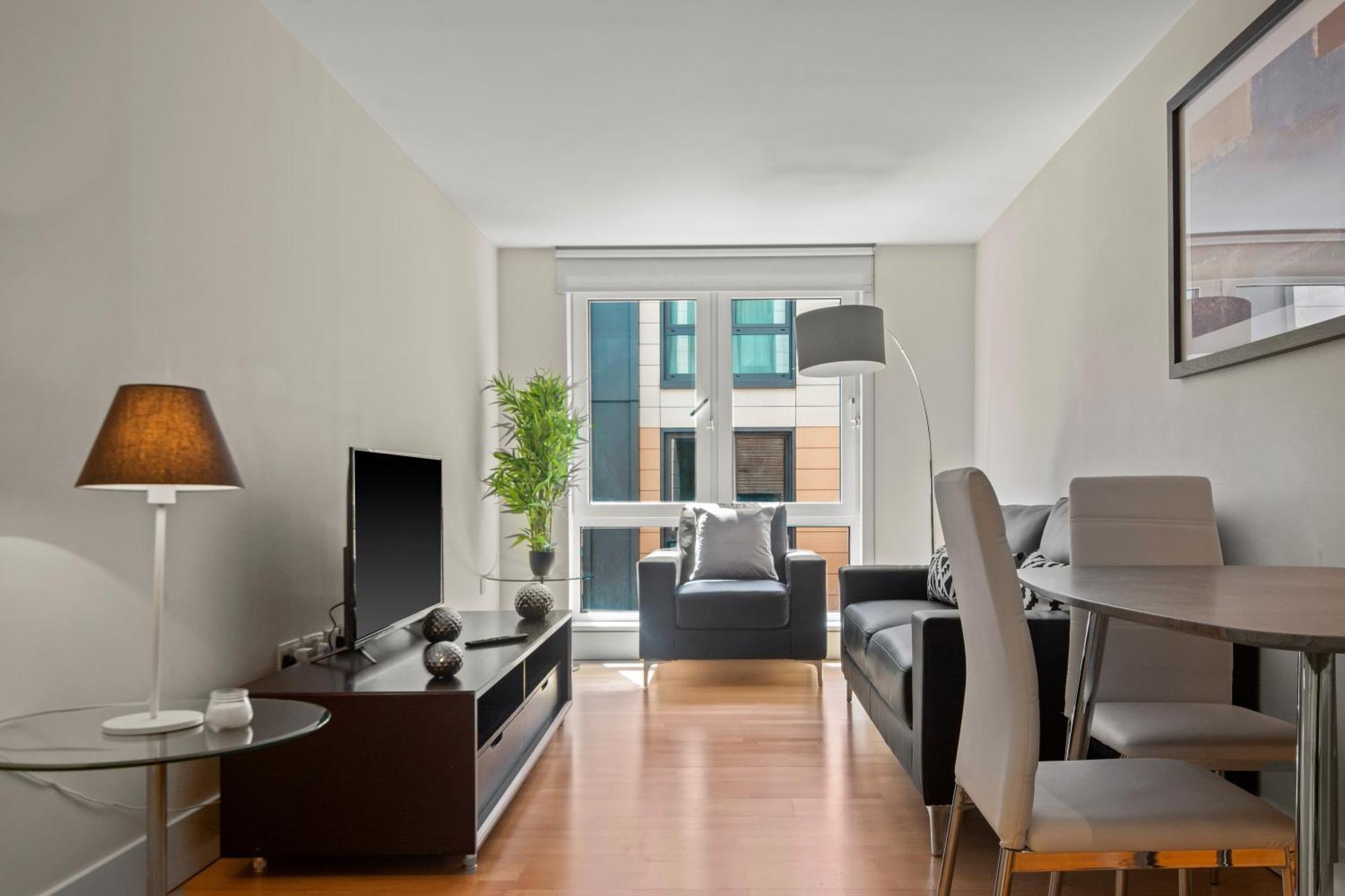Mysquare One Bedroom Serviced Apartment Near St Paul'S Blackfriars Londra Esterno foto