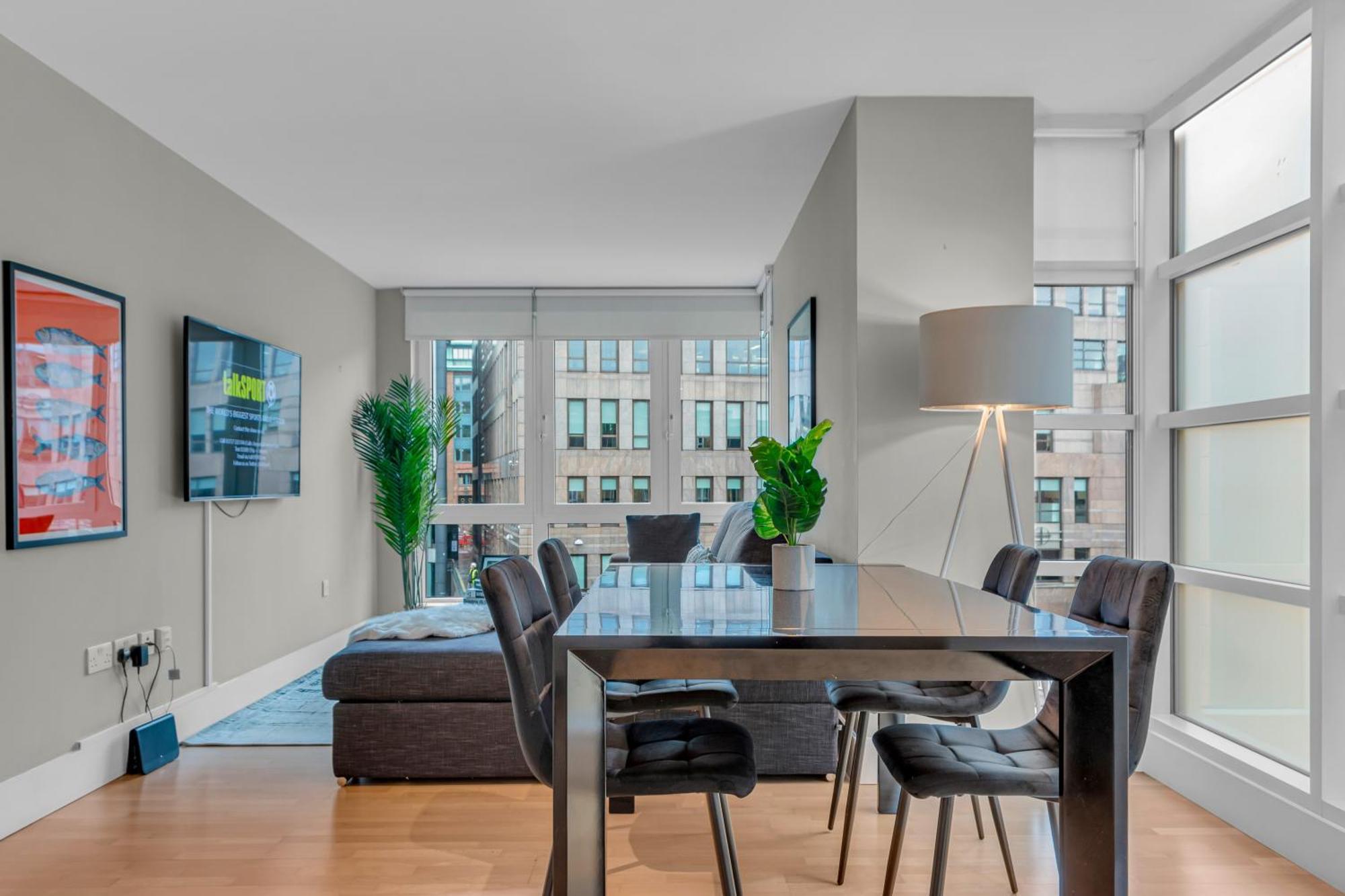 Mysquare One Bedroom Serviced Apartment Near St Paul'S Blackfriars Londra Esterno foto