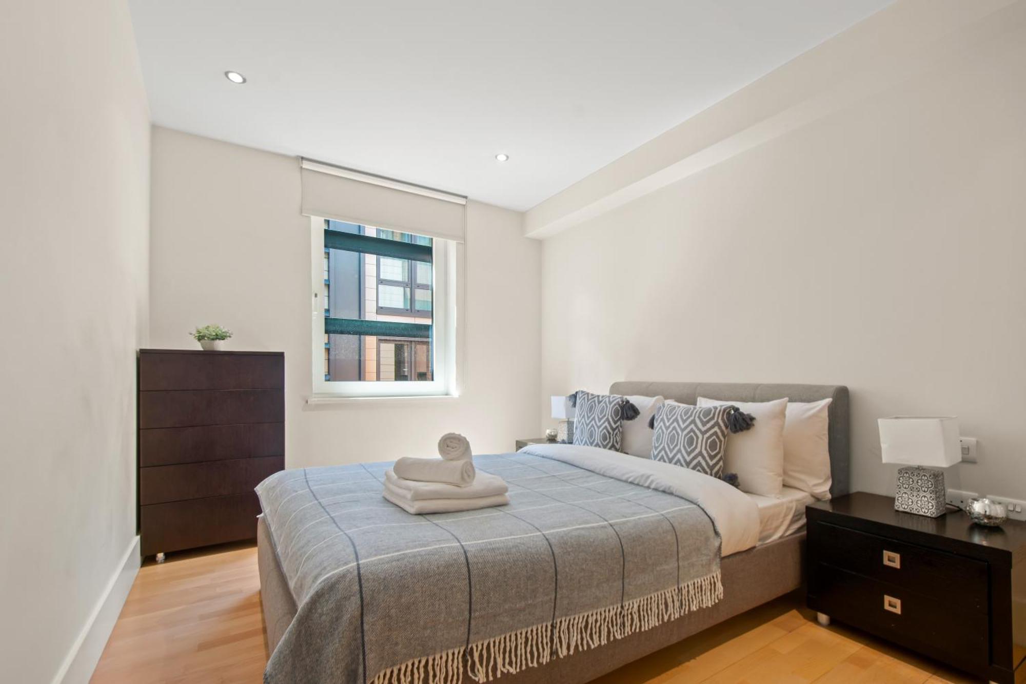 Mysquare One Bedroom Serviced Apartment Near St Paul'S Blackfriars Londra Esterno foto