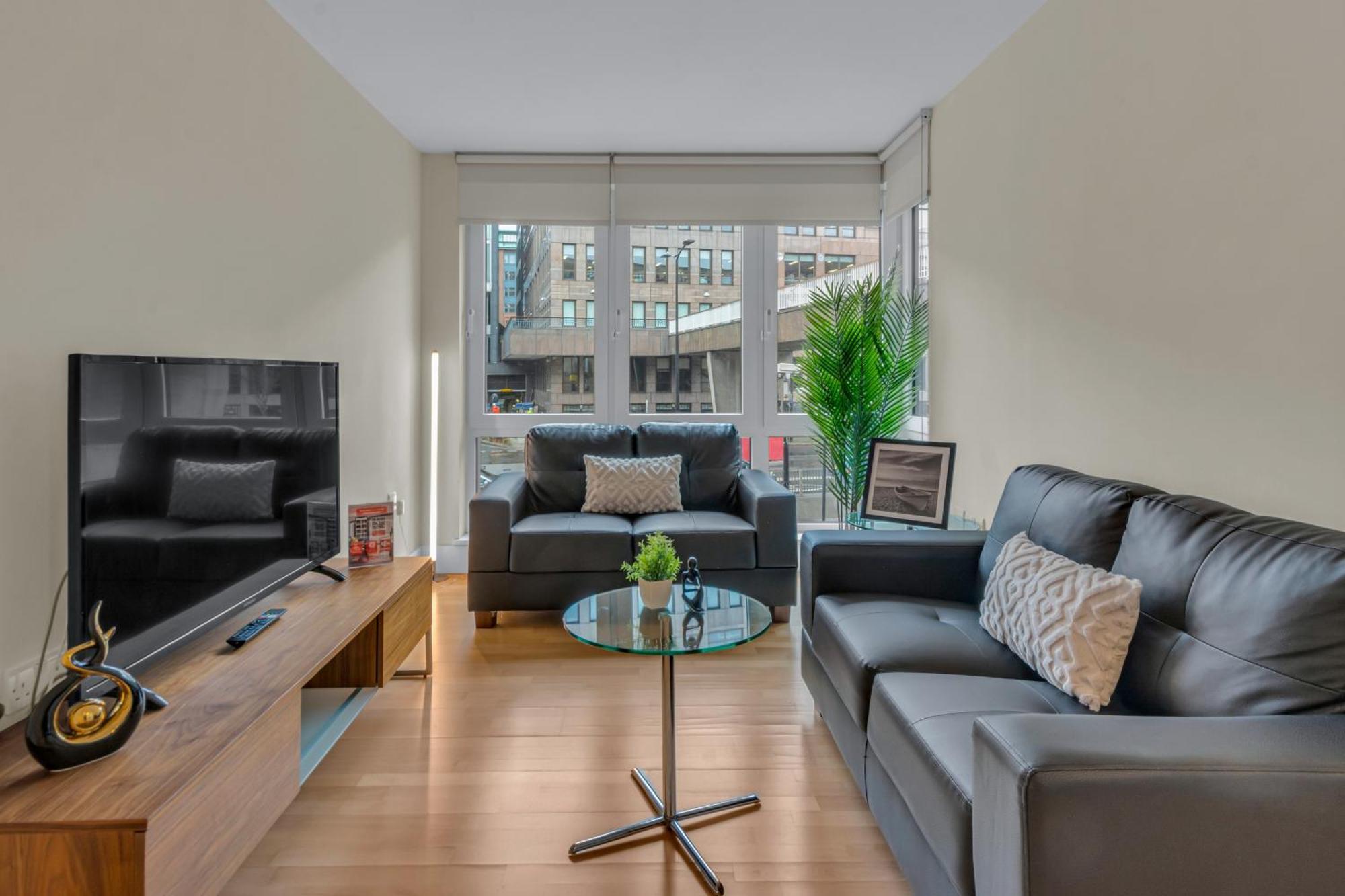 Mysquare One Bedroom Serviced Apartment Near St Paul'S Blackfriars Londra Esterno foto