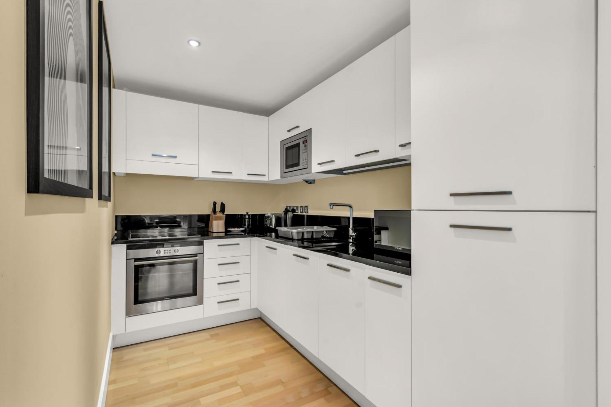 Mysquare One Bedroom Serviced Apartment Near St Paul'S Blackfriars Londra Esterno foto